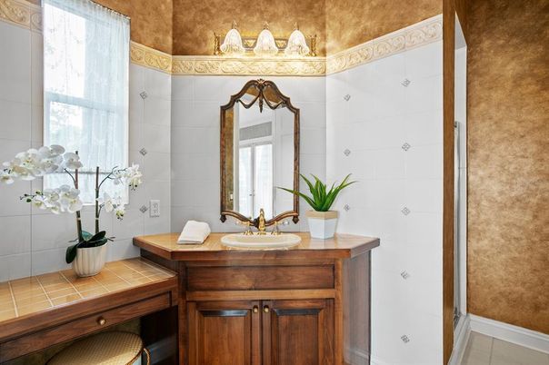 Bathroom, Interior, Tile Countertops