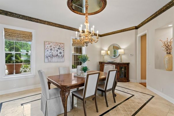 Chandelier, Dining room, Interior
