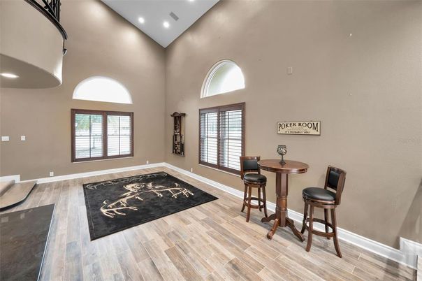 Interior, Recessed Lighting, Wood Texture Flooring