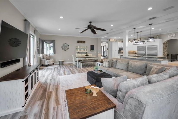 Dining room, Interior, Kitchen, Living room, Pendant Lights, Recessed Lighting, Stainless Steel Appliances, Wood Texture Flooring