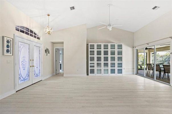 Chandelier, Dining room, Interior, Pendant Lights, Wood Texture Flooring