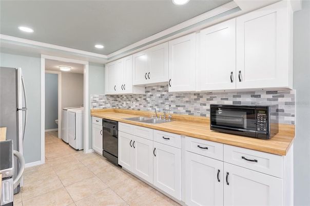 Interior, Kitchen, Recessed Lighting