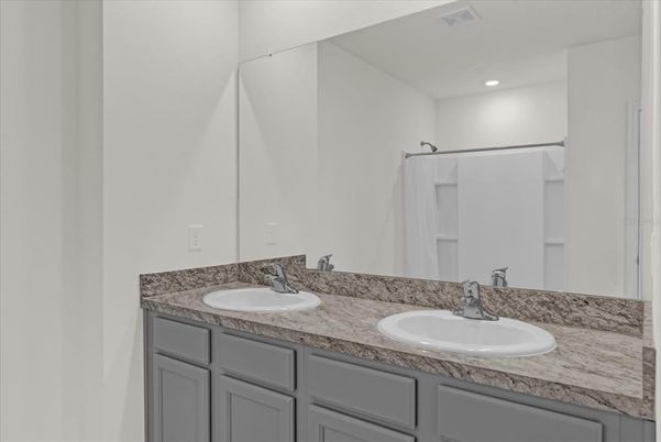 Bathroom, Dual Sink Vanities, Interior, Recessed Lighting