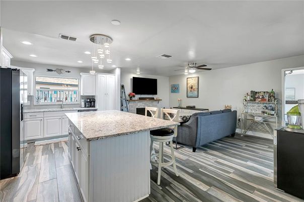 Interior, Kitchen, Living room, Pendant Lights, Recessed Lighting, Wood Texture Flooring