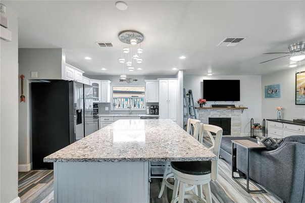 Fireplace, Interior, Kitchen, Pendant Lights, Recessed Lighting