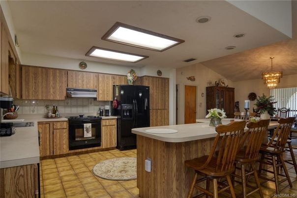 Chandelier, Dining room, Interior, Kitchen, Recessed Lighting