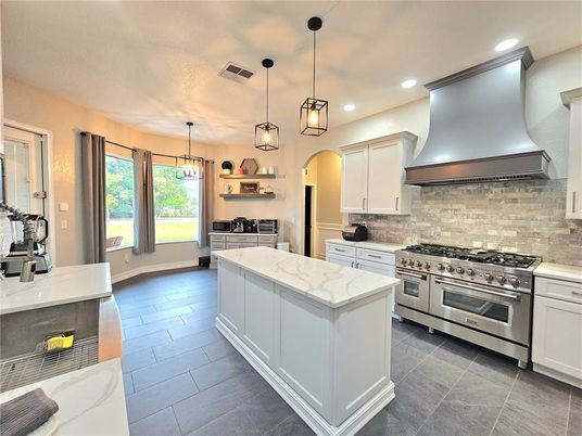 Interior, Kitchen, Pendant Lights, Recessed Lighting, Stainless Steel Appliances
