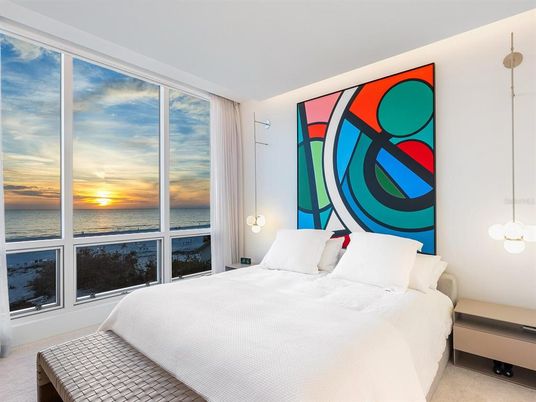 Bedroom, Interior, Pendant Lights, Water