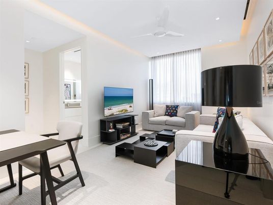 Dining room, Interior, Living room, Recessed Lighting