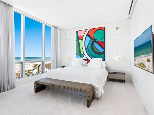 Bedroom, Interior, Water