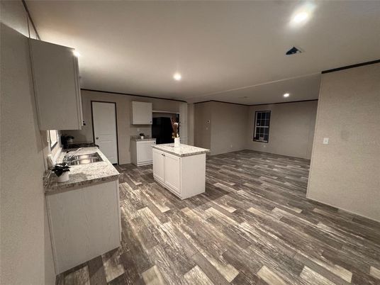 Interior, Recessed Lighting, Wood Texture Flooring