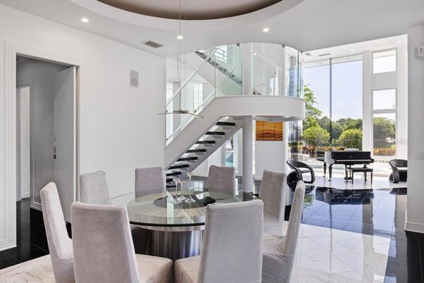Dining room, Interior, Marble, Pendant Lights, Piano, Recessed Lighting