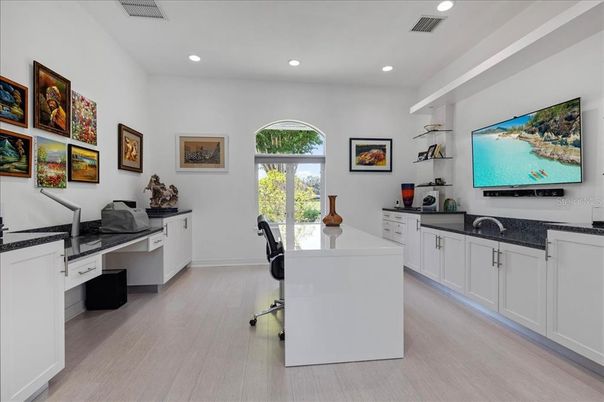 Home Office, Interior, Recessed Lighting, Wood Texture Flooring