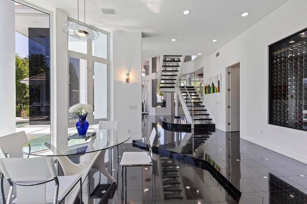 Dining room, Interior, Pendant Lights, Recessed Lighting