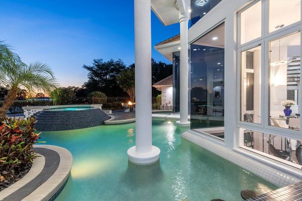 Exterior, Pool