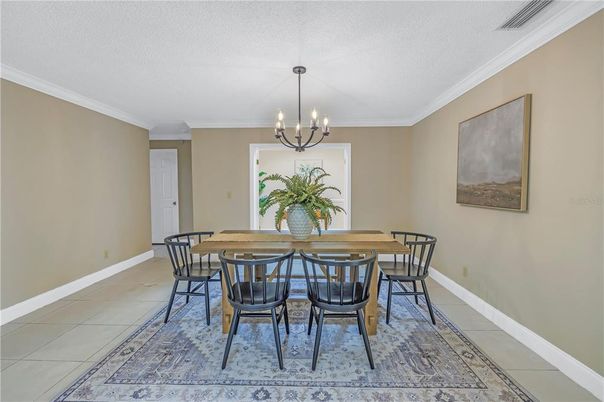 Chandelier, Dining room, Interior