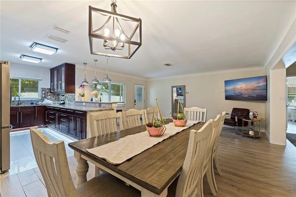 Dining room, Interior, Kitchen, Pendant Lights, Wood Texture Flooring