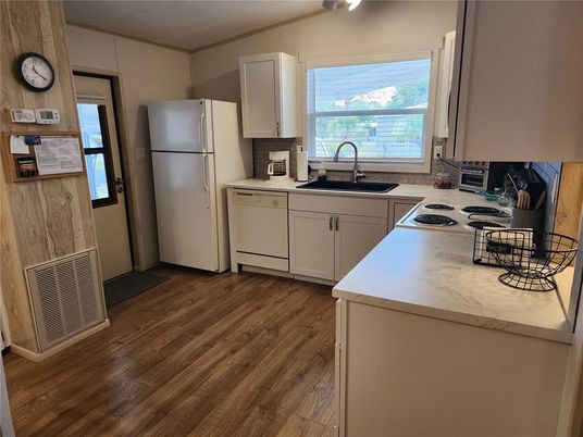 Interior, Kitchen, Wood Texture Flooring