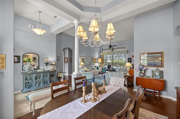 Chandelier, Dining room, Interior, Living room, Pendant Lights, Wood Texture Flooring