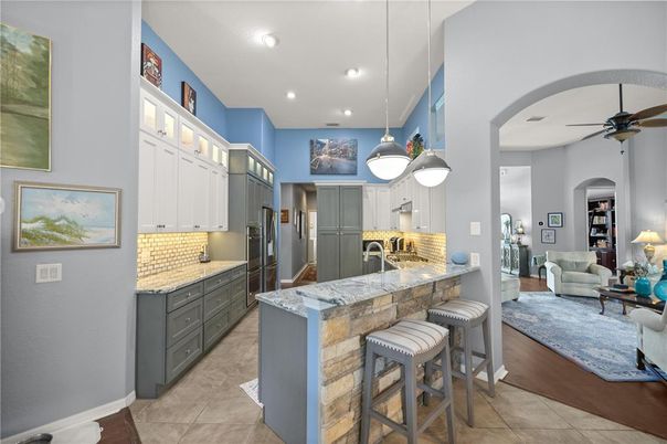 Interior, Kitchen, Living room, Pendant Lights, Recessed Lighting, Stainless Steel Appliances, Wood Texture Flooring