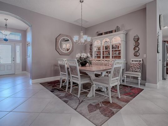 Chandelier, Dining room, Interior, Pendant Lights