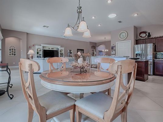 Dining room, Interior, Kitchen, Pendant Lights, Recessed Lighting, Stainless Steel Appliances