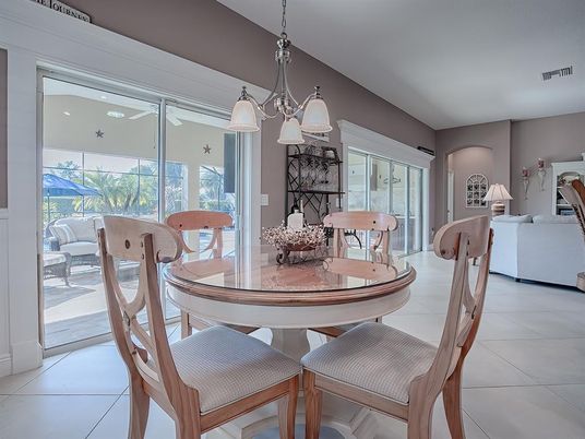 Dining room, Interior, Pendant Lights