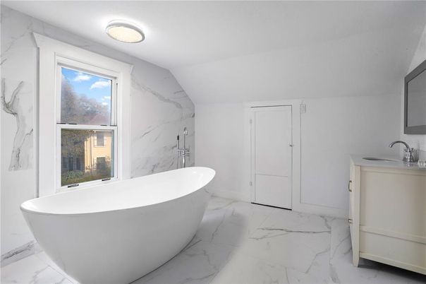 Bathroom, Free Standing Baths, Interior, Marble, Marble Walls
