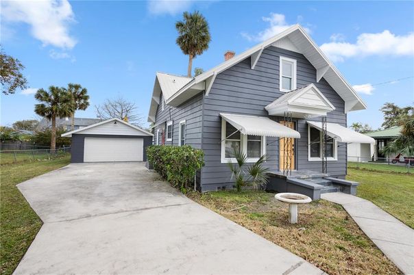Backyard, Detached Garage, Exterior