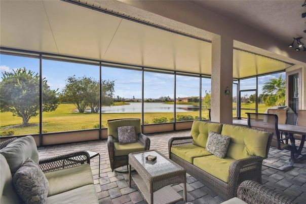 Interior, Living room, Sun Room, Water