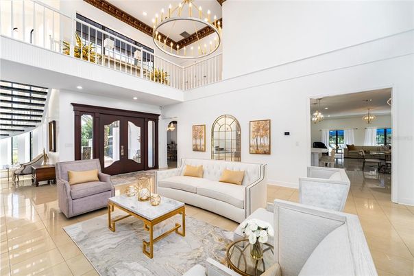 Chandelier, Dining room, Interior, Living room, Pendant Lights, Recessed Lighting