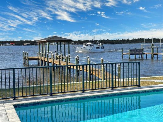 Exterior, Lake, Pool