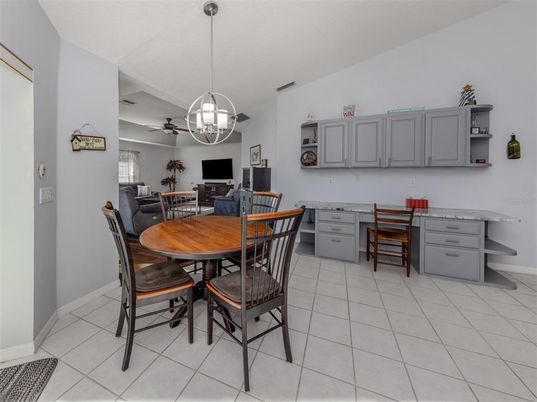Dining room, Interior, Pendant Lights