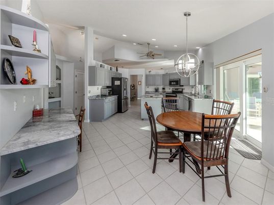 Dining room, Interior, Kitchen, Pendant Lights, Recessed Lighting