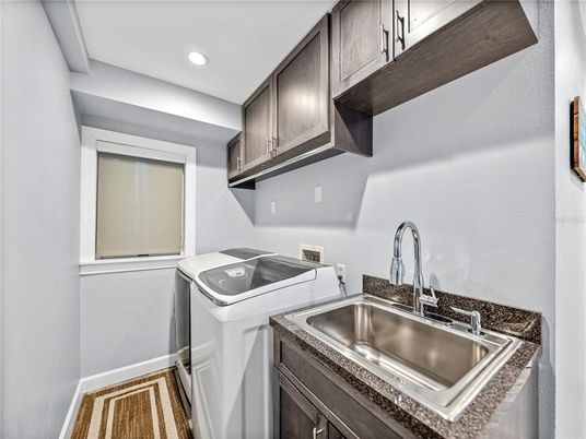 Interior, Recessed Lighting, Washer