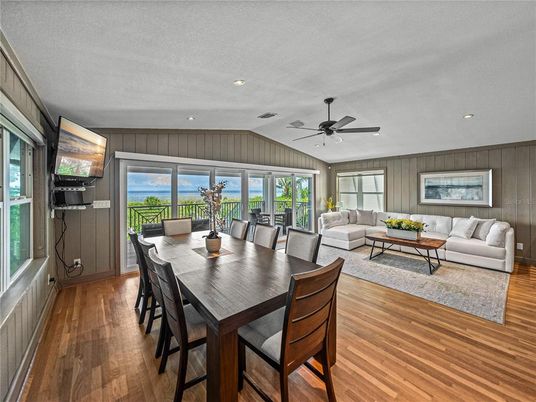 Dining room, Interior, Living room, Recessed Lighting, Wood Texture Flooring