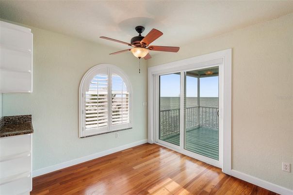 Empty room, Interior, Water, Wood Texture Flooring