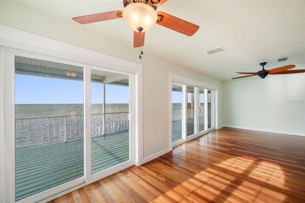 Empty room, Interior, Water, Wood Texture Flooring