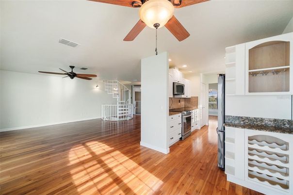 Dining room, Interior, Kitchen, Recessed Lighting, Wood Texture Flooring