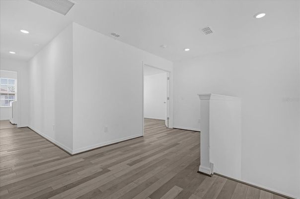 Empty room, Interior, Recessed Lighting, Wood Texture Flooring