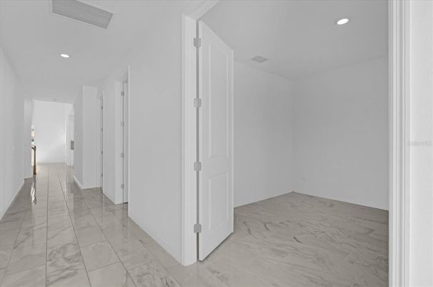 Empty room, Interior, Marble, Recessed Lighting