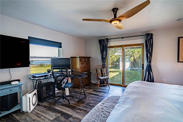 Bedroom, Home Office, Interior, Wood Texture Flooring
