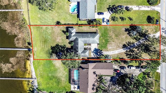 Exterior, Drone