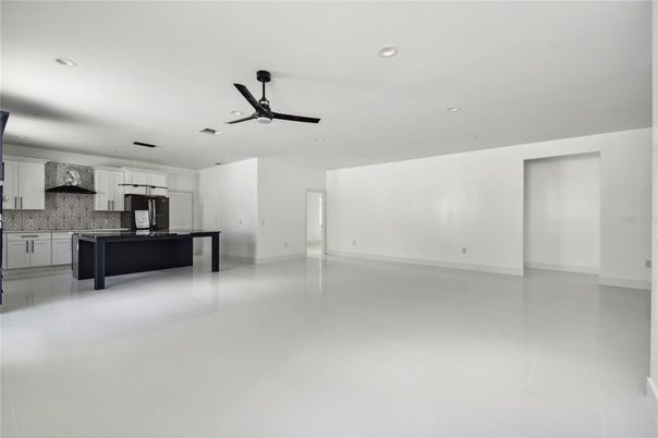 Empty room, Interior, Kitchen, Recessed Lighting
