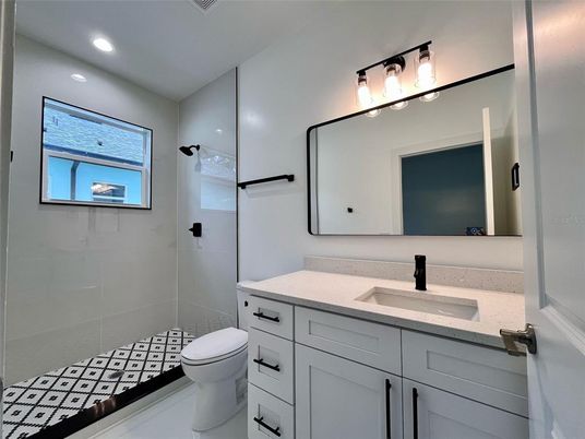Bathroom, Interior, Recessed Lighting