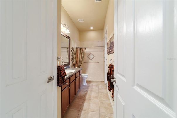 Bathroom, Interior, Recessed Lighting