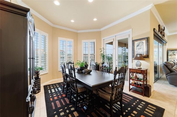 Dining room, Interior, Recessed Lighting