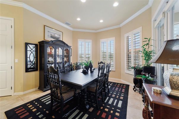 Dining room, Interior, Recessed Lighting
