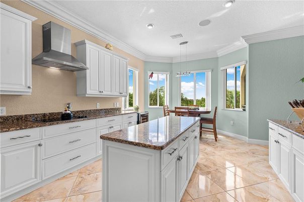 Dining room, Interior, Kitchen, Pendant Lights, Recessed Lighting