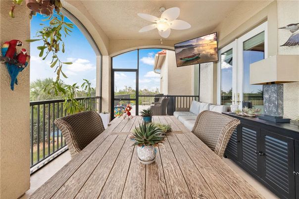 Dining room, Interior, Sun Room